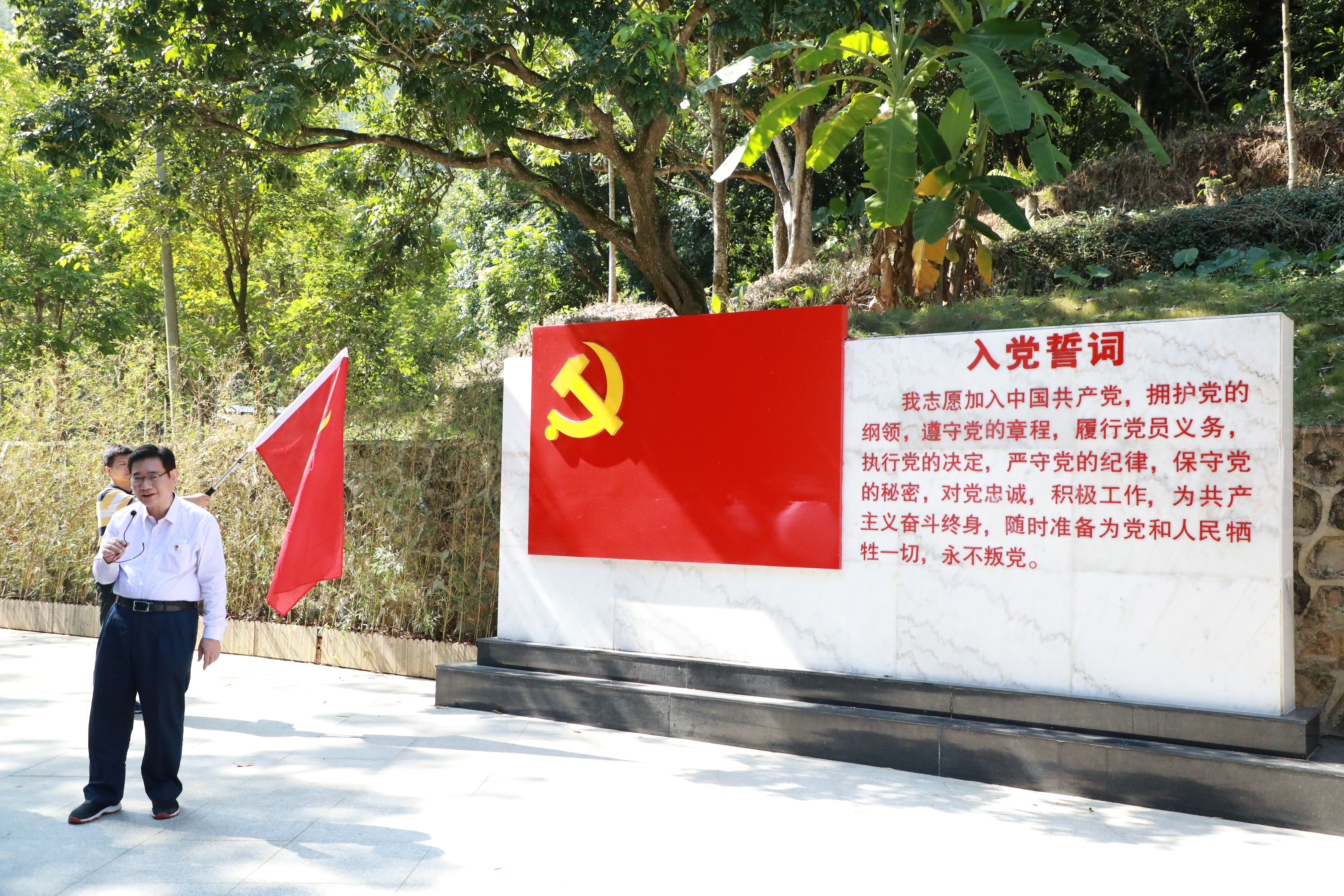 2l8a2204.jpg